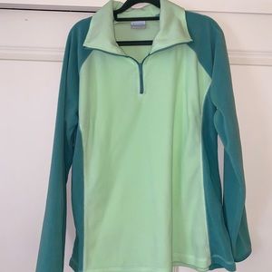 Lightweight Columbia Pullover-green